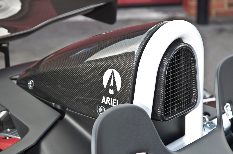 Illustration for article titled The Ariel Atom 3.5R Will Eat Supercars For Breakfast, Lunch and Dinner